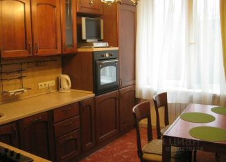 Сдается двухкомнатная квартира, 68 м2, Москва, улица Марии Ульяновой, 7, улица Марии Ульяновой