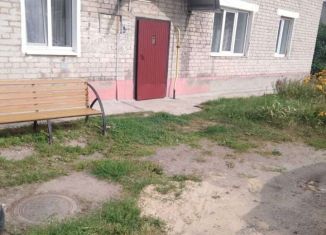 Продам двухкомнатную квартиру, 37 м2, Жуковка, Коммунальная улица, 9