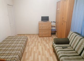 2-комнатная квартира в аренду, 40 м2, Москва, улица Юных Ленинцев, 45, метро Волжская