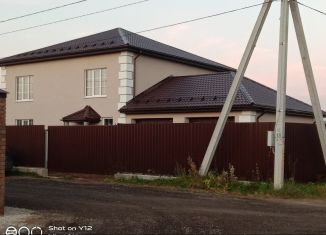 Продаю дом, 400 м2, деревня Уграда