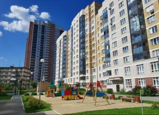 Продается 2-комнатная квартира, 67.4 м2, Екатеринбург, Машинная улица, 44к1, ЖК Гольфстрим