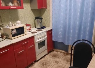 Продаю двухкомнатную квартиру, 42 м2, Тайшет, Локомотивная улица, 4