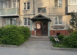Продается 4-комнатная квартира, 61 м2, Топки, Кузнецкая улица