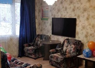 4-комнатная квартира в аренду, 50 м2, Санкт-Петербург, улица Подводника Кузьмина, 5, метро Проспект Ветеранов