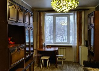 Трехкомнатная квартира в аренду, 52.2 м2, Екатеринбург, улица Челюскинцев, 60, улица Челюскинцев