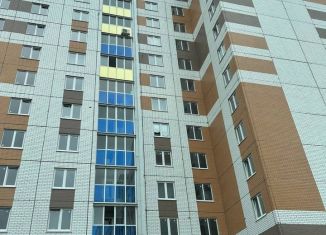 Продам 1-комнатную квартиру, 38.7 м2, посёлок городского типа Медведево, улица Дмитрия Средина, 11