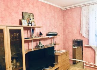Трехкомнатная квартира на продажу, 57.8 м2, Свердловская область, улица Блюхера, 55