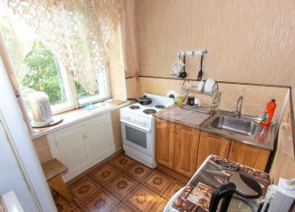 4-комнатная квартира на продажу, 62.5 м2, Новосибирск, улица Забалуева, 17