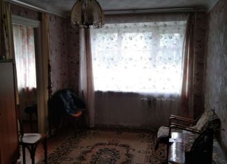 Трехкомнатная квартира на продажу, 55 м2, Красноярский край, улица 40 лет Октября, 84