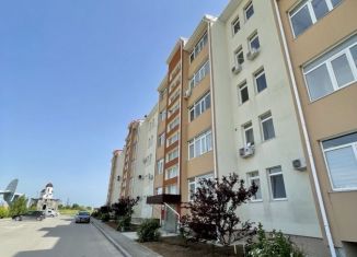 Продается 1-комнатная квартира, 32.8 м2, посёлок городского типа Мирный, улица Сырникова, 33А