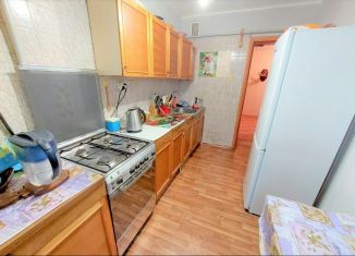 Продается 4-комнатная квартира, 78.2 м2, Екатеринбург, метро Машиностроителей, улица Лукиных, 18