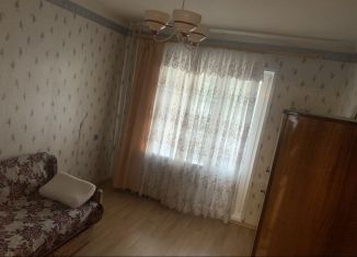 Сдам в аренду 3-ком. квартиру, 57 м2, Сарапул, улица Степана Разина, 67