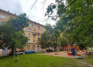 Продам двухкомнатную квартиру, 57 м2, Санкт-Петербург, Кондратьевский проспект, 61, метро Выборгская