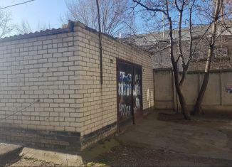Сдаю гараж, 30 м2, Карачаево-Черкесия, Ставропольская улица, 20