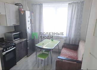Продается двухкомнатная квартира, 47.5 м2, посёлок Петровский, Петровская улица