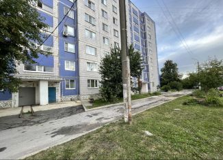 Продам трехкомнатную квартиру, 63 м2, Ковров, улица Дегтярёва, 162