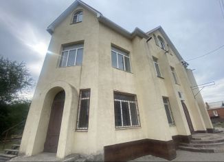 Продается дом, 360 м2, Батайск, улица Комарова, 200