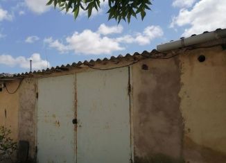 Гараж на продажу, 24 м2, посёлок городского типа Новоозёрное, Центральная площадь