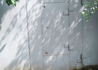 Продаю гараж, 20 м2, Владивосток, Ленинский район, Ивановская улица, 2