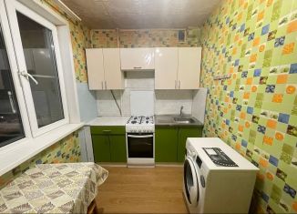 Продам трехкомнатную квартиру, 61.8 м2, Дмитров, микрорайон имени А.М. Маркова, 39