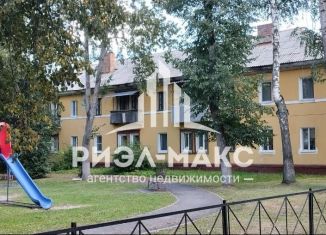 Продажа 1-ком. квартиры, 42.8 м2, посёлок городского типа Белые Берега, улица Ленина, 11