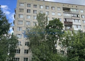 Продам 3-комнатную квартиру, 60 м2, Санкт-Петербург, Купчинская улица, 10к2, Фрунзенский район