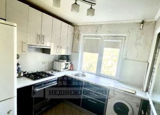 Продам двухкомнатную квартиру, 46 м2, Калуга, площадь Победы, 3