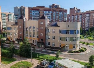 Продам 3-комнатную квартиру, 71.2 м2, Красноярский край, улица Алексеева, 25