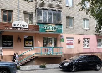 Продается торговая площадь, 148.8 м2, Барнаул, Советская улица, 24