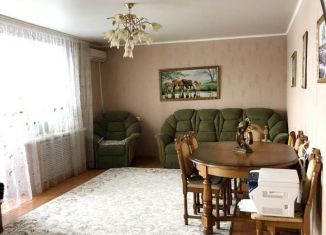 Сдается в аренду трехкомнатная квартира, 90 м2, Уфа, улица Левитана, 38/3, Дёмский район