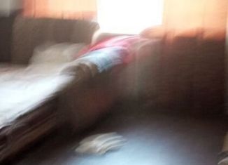 Сдаю 1-ком. квартиру, 40 м2, Тихорецк, улица Дзержинского, 57