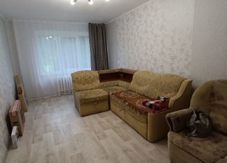 Сдаю в аренду 2-ком. квартиру, 50 м2, Черняховск, 2-й Дачный переулок, 22