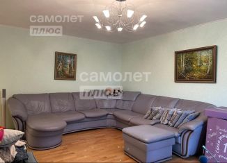 Продается 4-ком. квартира, 128.7 м2, Омская область, улица Арнольда Нейбута, 7