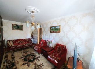 Продается трехкомнатная квартира, 59.7 м2, Нальчик, улица Ю. Фучика, 3