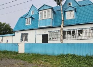 Продаю дом, 250 м2, Петропавловск-Камчатский, улица Сибирцева, 31