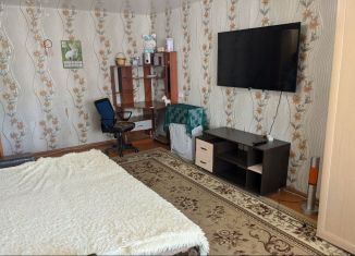 Сдается 1-комнатная квартира, 33 м2, Белогорск, Южная улица, 2