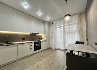 Продажа 2-комнатной квартиры, 60 м2, Ставрополь, Российский проспект, 12