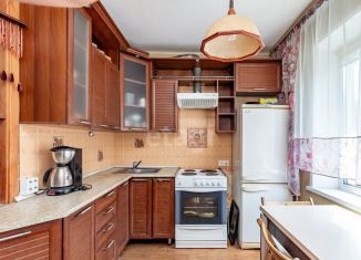 Продажа 2-ком. квартиры, 50 м2, Барнаул, улица Энтузиастов, 40, Индустриальный район