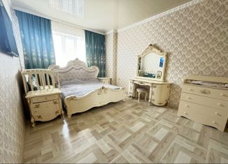 Продам 1-комнатную квартиру, 42 м2, Нальчик, улица Атажукина, 12к3