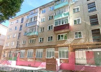 Продаю 2-ком. квартиру, 42.8 м2, Пенза, улица Мира, 8