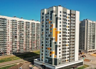 Продам 3-ком. квартиру, 80.4 м2, Воронеж, Советский район, улица Полковника Богомолова, 5