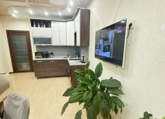 Сдача в аренду трехкомнатной квартиры, 87 м2, Иркутск, улица Калинина, 17/1, ЖК Калининский