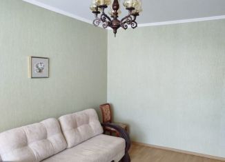 Сдается в аренду 2-ком. квартира, 53 м2, Орёл, улица Генерала Родина, 56