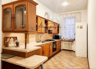 Продается 3-комнатная квартира, 122.5 м2, Санкт-Петербург, Новочеркасский проспект, 37к1