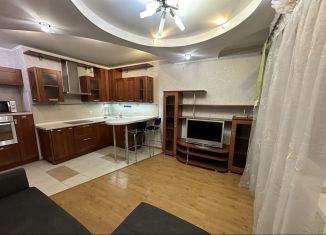 Сдается 2-ком. квартира, 73 м2, Дзержинский, Лесная улица, 5