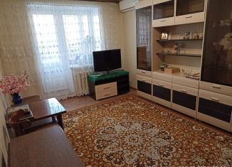 Сдается в аренду 2-ком. квартира, 45 м2, Саратов, улица имени С.Ф. Тархова, 19В, ЖК Калипсо