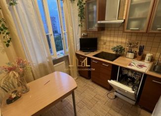 Продам 1-ком. квартиру, 37 м2, Санкт-Петербург, улица Сикейроса, 13, Выборгский район