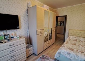 Продается 2-ком. квартира, 56.5 м2, Курск, улица Генерала Григорова, 38, Центральный округ