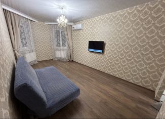 Аренда 1-комнатной квартиры, 45 м2, Волгоград, улица Пархоменко, 8