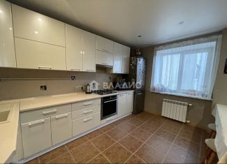 Продается 4-ком. квартира, 115.5 м2, Владимир, улица Мира, 6